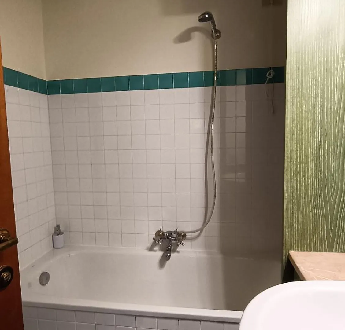Apartament Porto Cervo Localita Cala Del Faro. Affitto Bilocale Con Portico E Giardino.