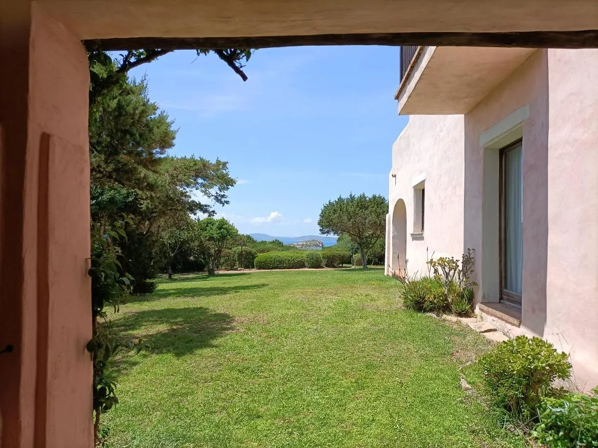 Porto Cervo Localita Cala Del Faro. Affitto Bilocale Con Portico E Giardino. Apartment