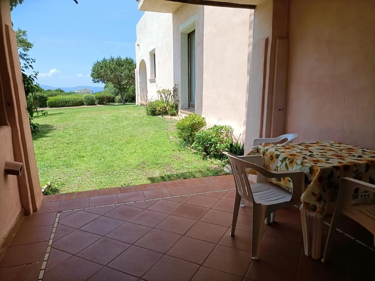 Porto Cervo Localita Cala Del Faro. Affitto Bilocale Con Portico E Giardino. Apartment
