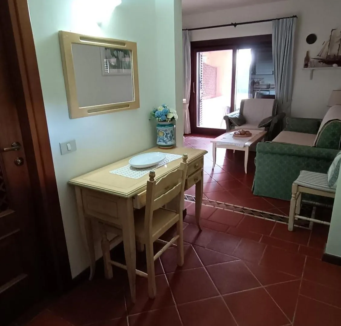 Porto Cervo Localita Cala Del Faro. Affitto Bilocale Con Portico E Giardino. Apartment 0*, Porto Cervo
