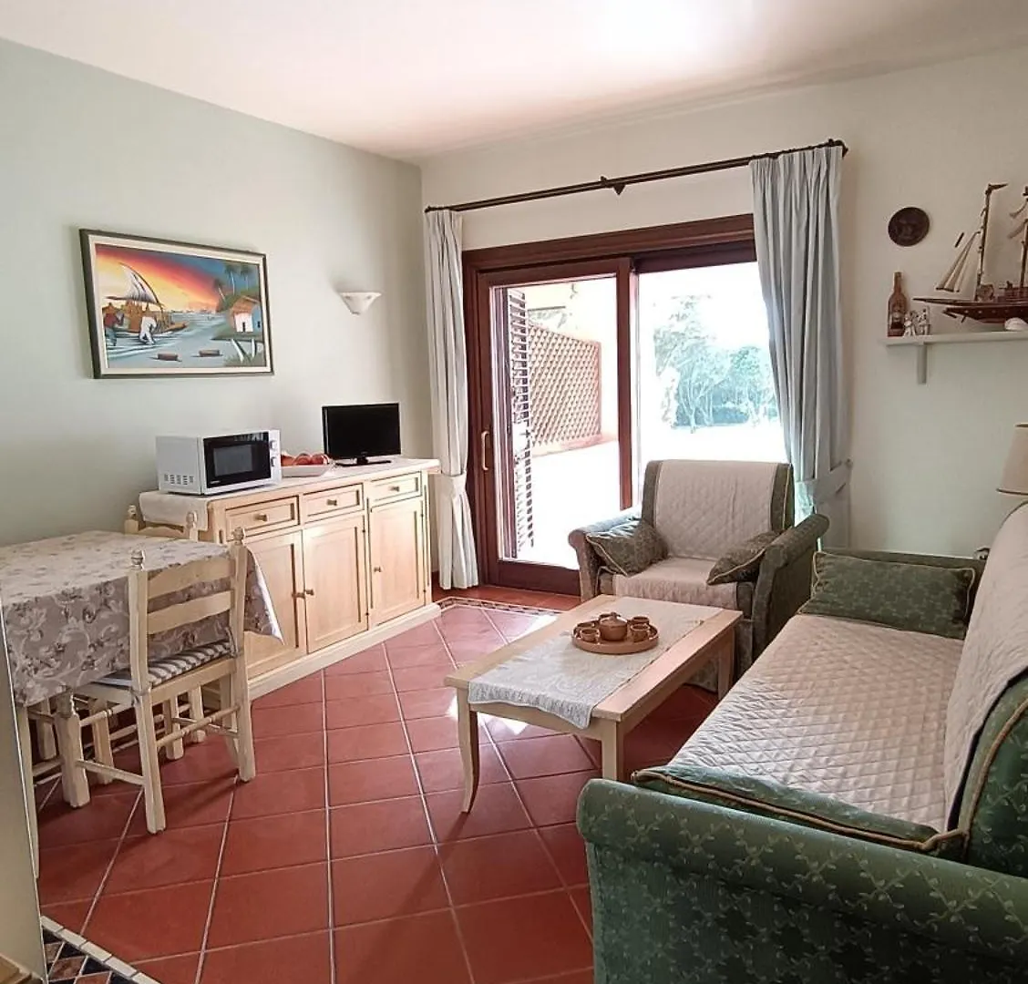 Porto Cervo Localita Cala Del Faro. Affitto Bilocale Con Portico E Giardino. Apartment