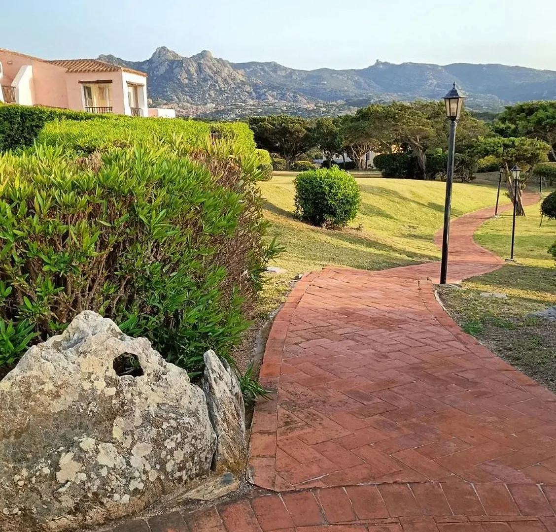 Porto Cervo Localita Cala Del Faro. Affitto Bilocale Con Portico E Giardino. Apartment Italy