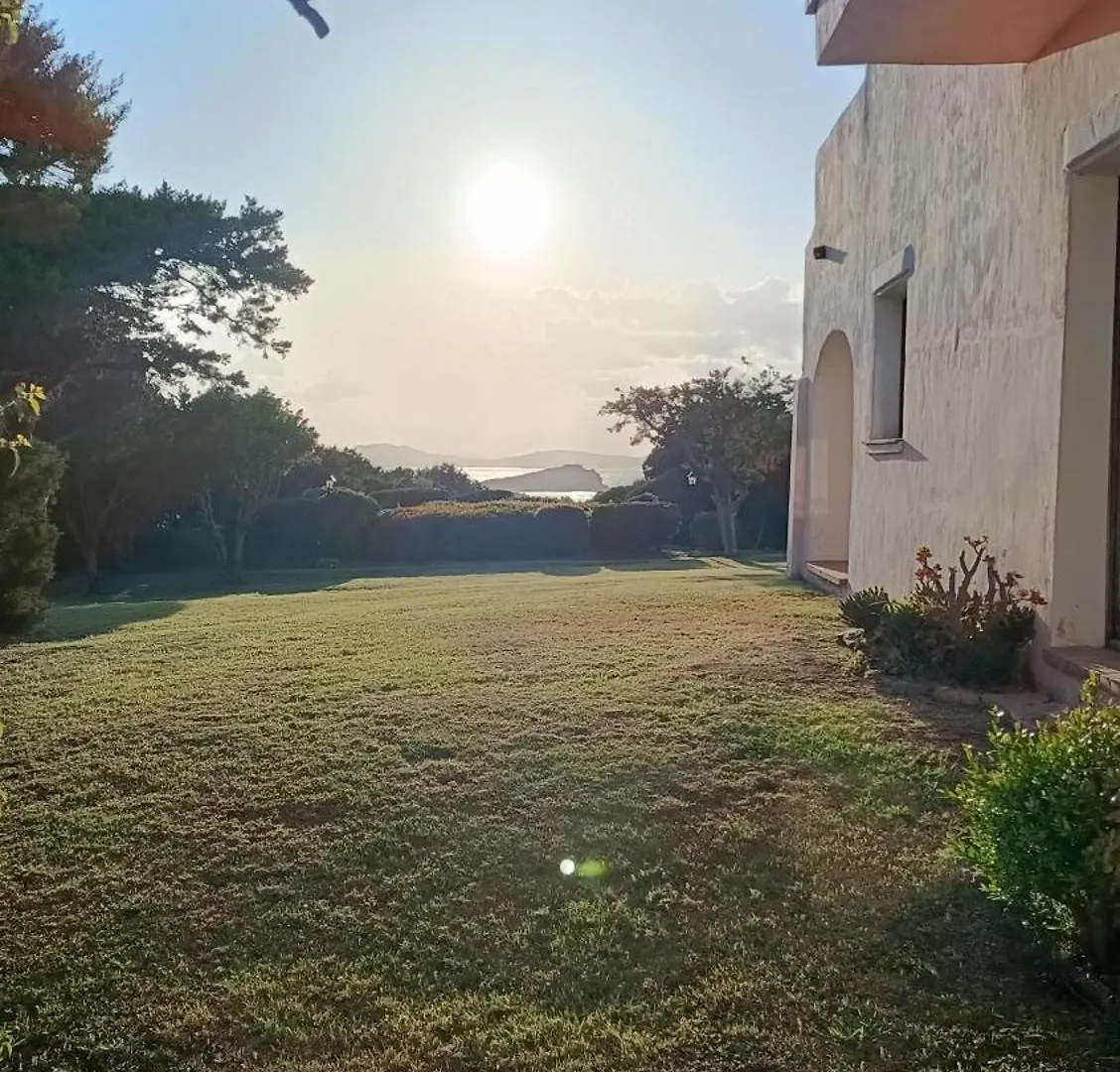 Porto Cervo Localita Cala Del Faro. Affitto Bilocale Con Portico E Giardino. Apartment 0*, Porto Cervo Italy
